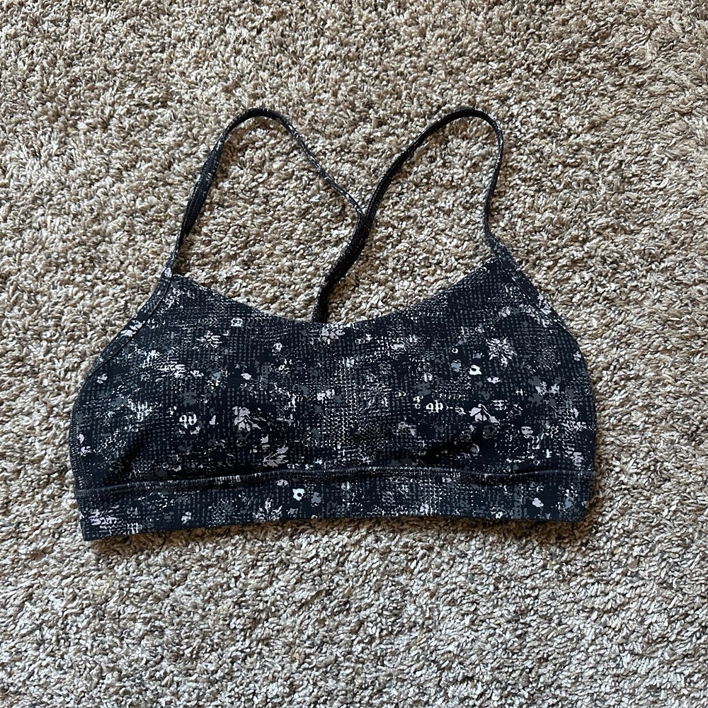 Lululemon Flow Y sports bra Nulu, A-C cup